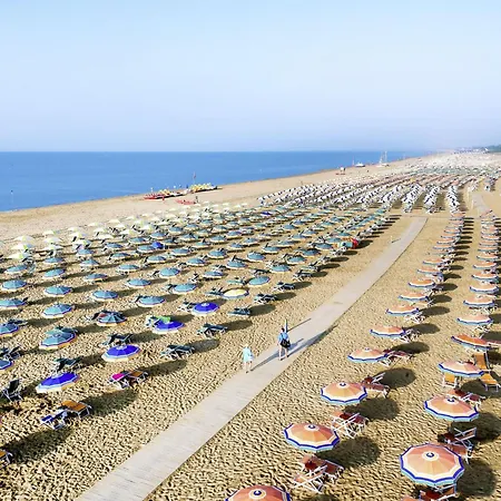 아파트 Iris Suite-5 By Interhome