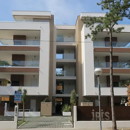 Iris Suite-5 By Interhome * Bibione
