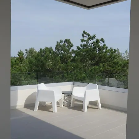 Iris Suite-5 By Interhome Bibione